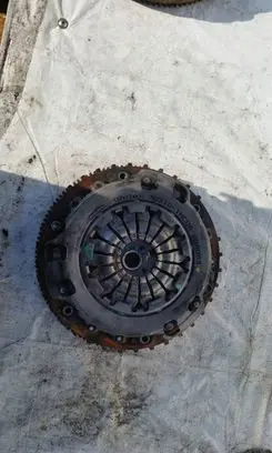 Nissan Micra Clutch set kit 302101HC0A