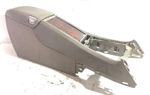 Volvo V70 Center console 30672028