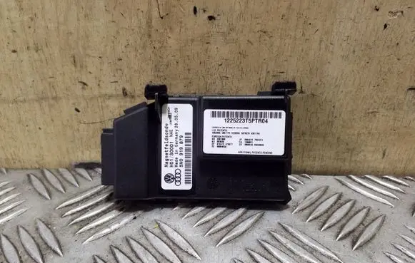 Volkswagen Tiguan Other control units/modules 5N0919879
