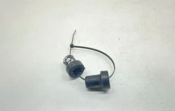Peugeot 207 Radiator mount bracket 