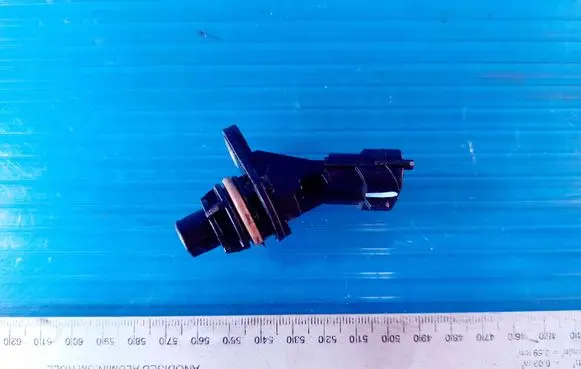 Ford Focus Camshaft position sensor CM5112K073BB