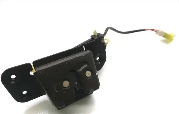 Chevrolet Tacuma Tailgate/trunk/boot lock/catch/latch