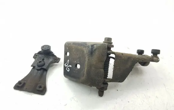 Rear door hinge set