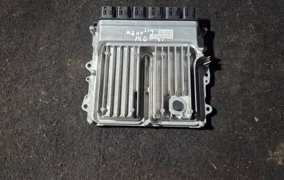 BMW 3 G20 G21 Engine control unit/module 5A23E11