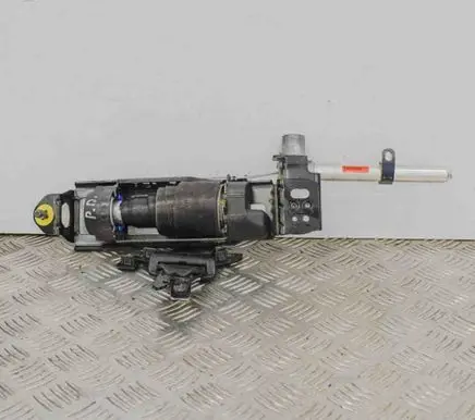 Volvo V50 Front seatbelt 62457831