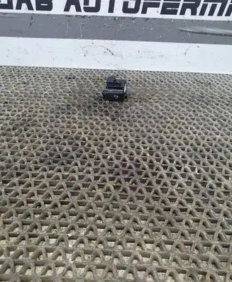 Hyundai i30 Parking (PDC) sensor switch 93360A6820