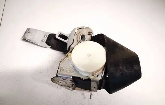 Volkswagen Caddy Rear seatbelt 2k0857815a