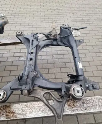Audi Q7 4L Front subframe 7L0407747A