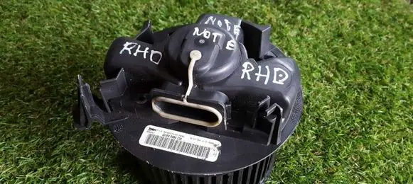 Nissan Note (E11) Heater fan/blower NF667217D2528