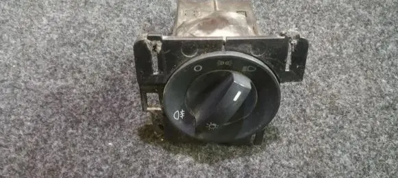 Volkswagen Polo IV 9N3 Light switch 6q0941531b