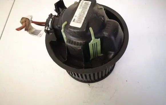 Peugeot 207 Heater fan/blower N102992G