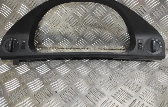 Dashboard trim