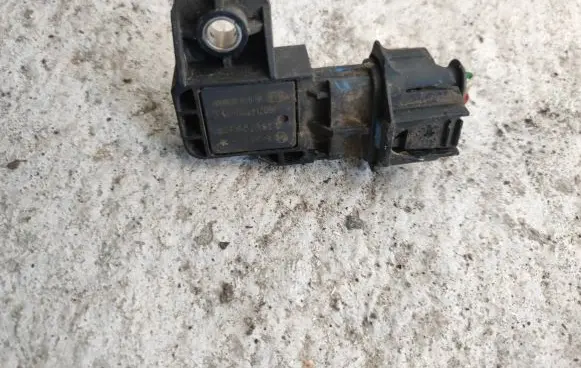 Honda HR-V Air pressure sensor 0281006816