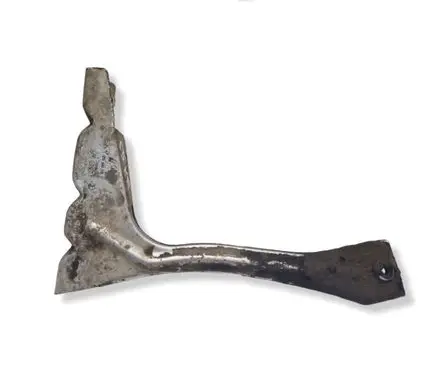 Audi A6 S6 C5 4B Front splash guards bracket 4B0821136A