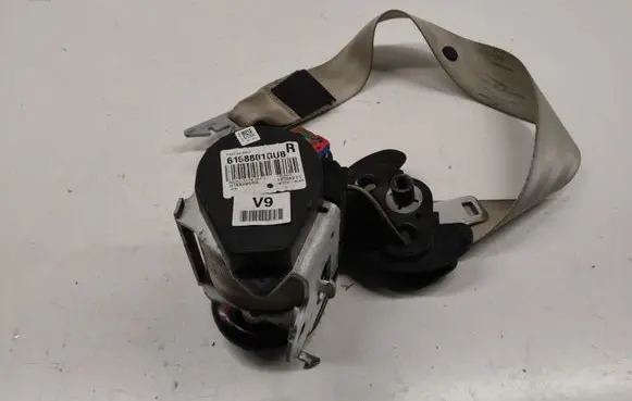 Renault Latitude (L70) Front seatbelt 078X090RH