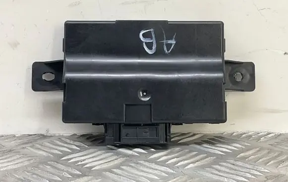 Audi A6 S6 C7 4G Gateway control module 4G0907468AB