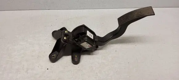 Hyundai Sonata Accelerator throttle pedal 327103K000 G0104A09700000