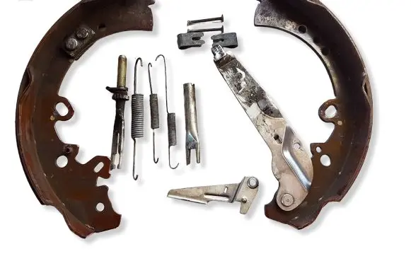 Toyota Hilux (AN10, AN20, AN30) Handbrake/parking brake pads 044950K070