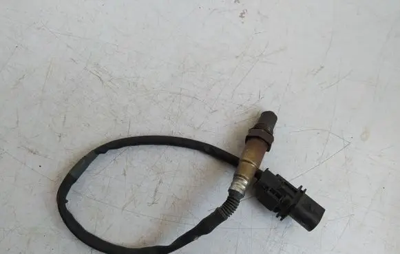 Hyundai Elantra Lambda probe sensor 902505001 39210E200