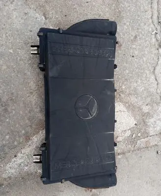 Mercedes-Benz CL C140 Air filter box A0030946104