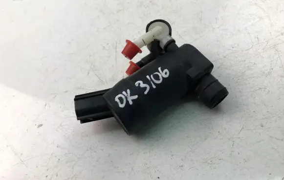 Ford C-MAX I Windscreen/windshield washer pump 1S7117K624FD