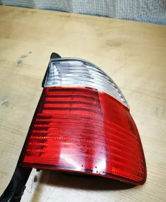 BMW 5 E39 Rear/tail lights 6902532