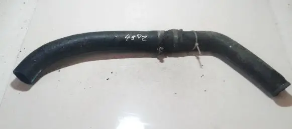 Volkswagen PASSAT B2 Engine coolant pipe/hose