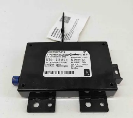Mercedes-Benz CLS C218 X218 Head unit multimedia control A1729022704 A1729022804