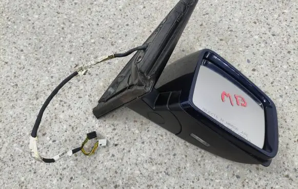 Mercedes-Benz GL X166 Front door electric wing mirror 0023449