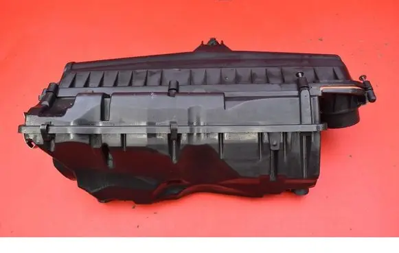 Peugeot 308 Air filter box V753482280
