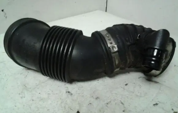 Audi A8 S8 D3 4E Air intake duct part 4E0145747E 4E0145711