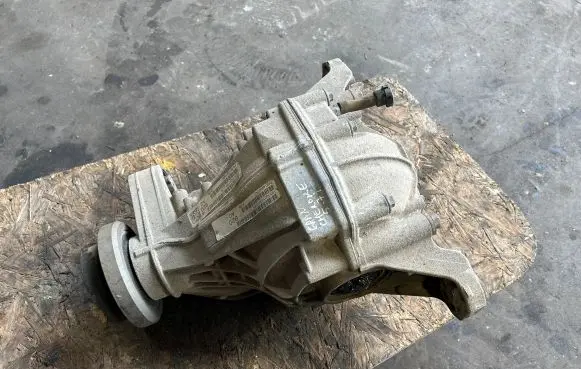 Jeep Grand Cherokee Rear differential P68149920AC T03UG0373M1076