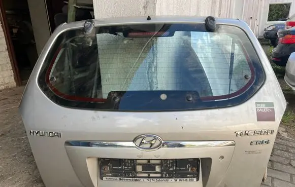 Hyundai Tucson JM Tailgate/trunk/boot lid
