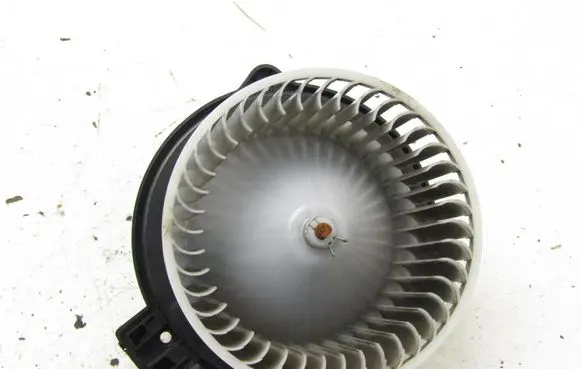 Mazda CX-3 Heater fan/blower 8727000691