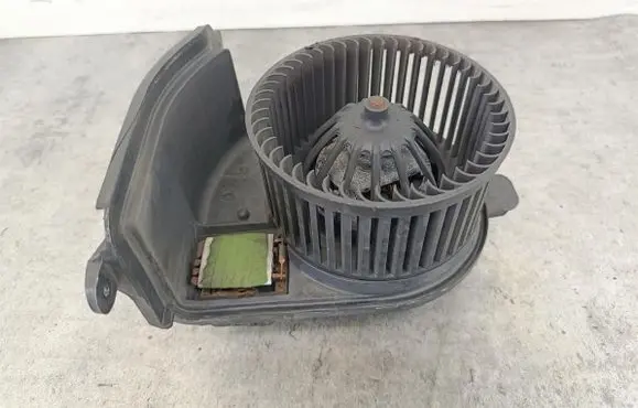 Renault Clio II Heater fan/blower X65R665626F