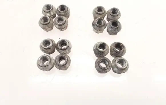 Opel Karl Nuts/bolts 