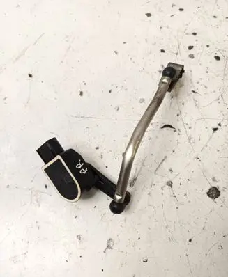 Headlight/headlamp level sensor