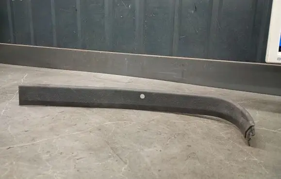 BMW 3 E36 Tailgate/trunk upper cover trim 