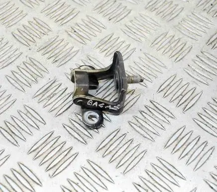 Tailgate/trunk/boot hinge