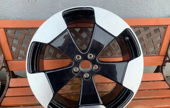 Volkswagen ID. Buzz R21 alloy rim 