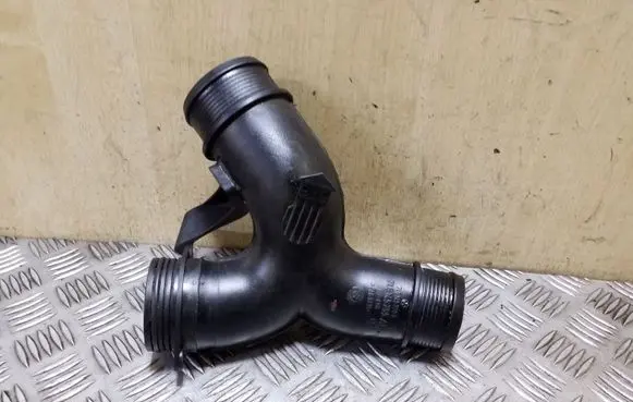 Audi Q7 4L Intercooler hose/pipe 7L6145795AB