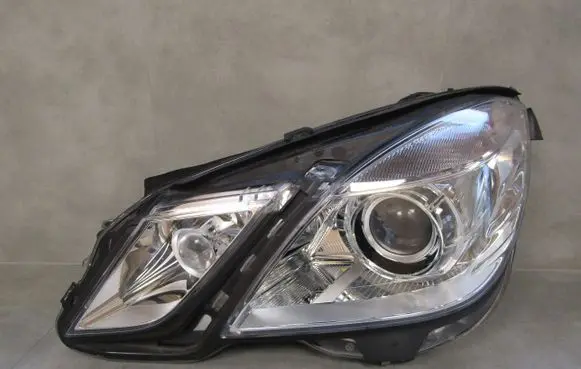 Mercedes-Benz E C207 W207 Headlight/headlamp A2128205761