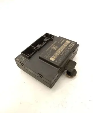 Audi Q7 4L Door control unit/module 4F0959794A 4F0910795A