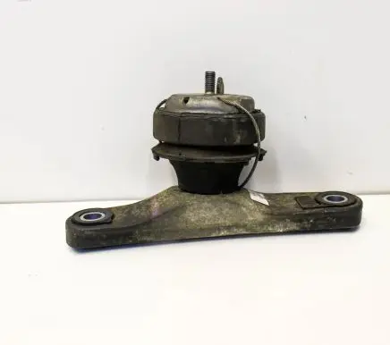 Volvo V40 Engine mount bracket 31359635