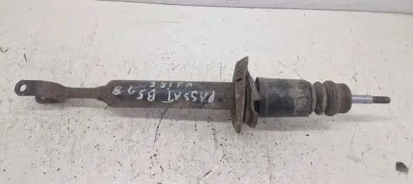 Volkswagen PASSAT B5 Front shock absorber/damper