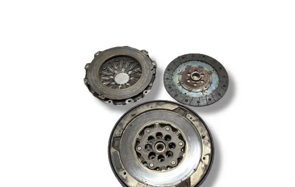 BMW 3 E90 E91 Clutch set kit 703183 7577479