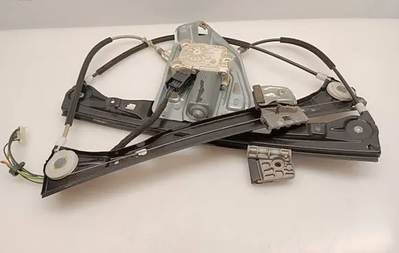Mercedes-Benz C W203 Front door window regulator with motor A2118201742 990595101