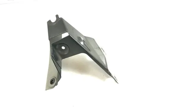 Audi A7 S7 4G Fender mounting bracket 4G8821136D