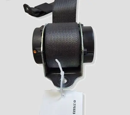 Opel Zafira C Rear seatbelt 618842900