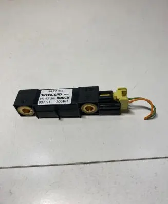 Volvo XC70 Airbag deployment crash/impact sensor 8622365 260401 002091